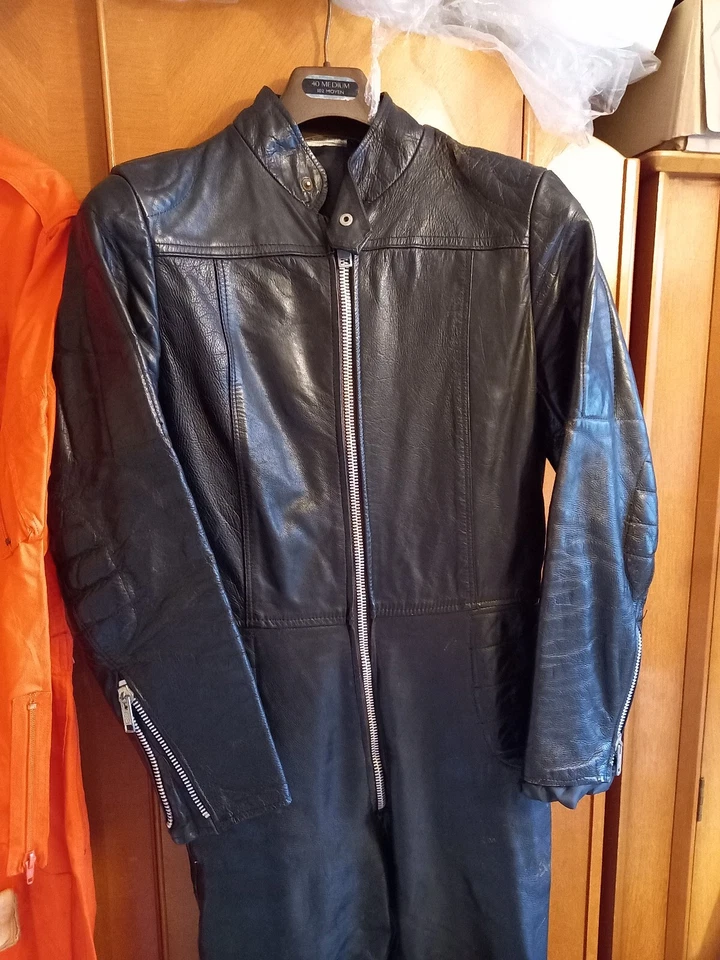 x2 Ladies VINTAGE  1960/70s Parachute  Jumpsuit & Ladies Leather Motorbike suit - Image 4 of 4