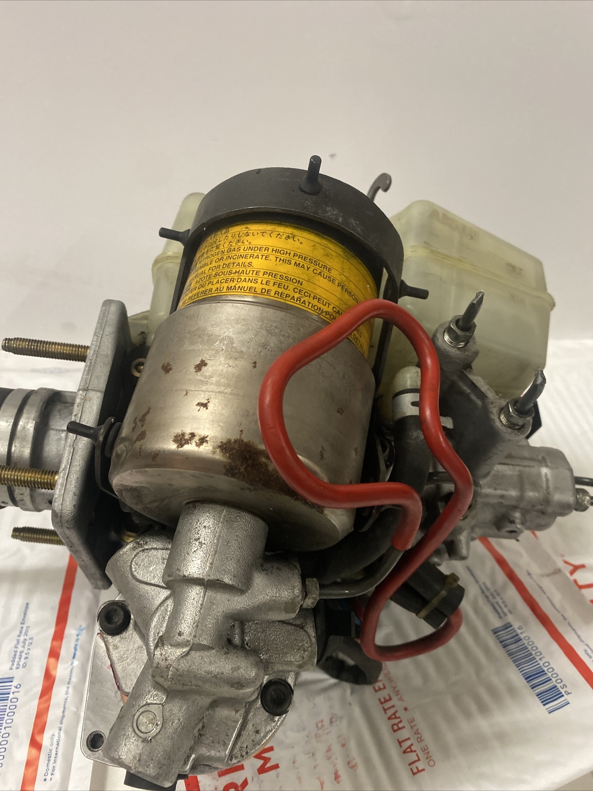 0304 Toyota 4runner ABS Pump Brake Master Cylinder Booster (150 Core