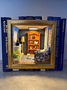 BLUE & WHITE BOOK NOOK W COZY READING CHAIR & ROARING FIRE ARTISAN HANDMADE 9 BK