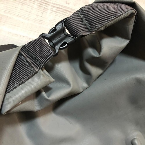 Rare discontinued model! Patagonia Stormfront Roll Top Pack 30L Backpack Outdoor - Picture 12 of 12