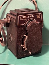 LUBITEL 166 UNIVERSAL LOMO MADE IN USSR 120 FILM TLR CAMERA WITH LENS CAP