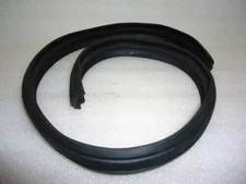 PASSEND FÜR MASSEY FERGUSON MF1085 MF1105 / MOTORHAUBENVERKLEIDUNG GUMMI AUS ...