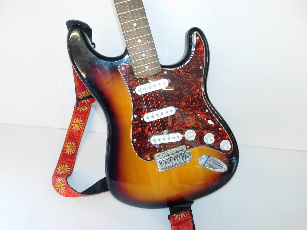 ギター Squier by Fender Stratocaster Standard Squier Standard Stratocaster | Musician's Friend
