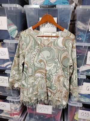 Alfred Dunner Paisley Boho Style Blouse Top Large Accented Hems And Stones A28