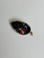 Lady Bug On A Leaf Vintage Lapel Hat Jacket P...
