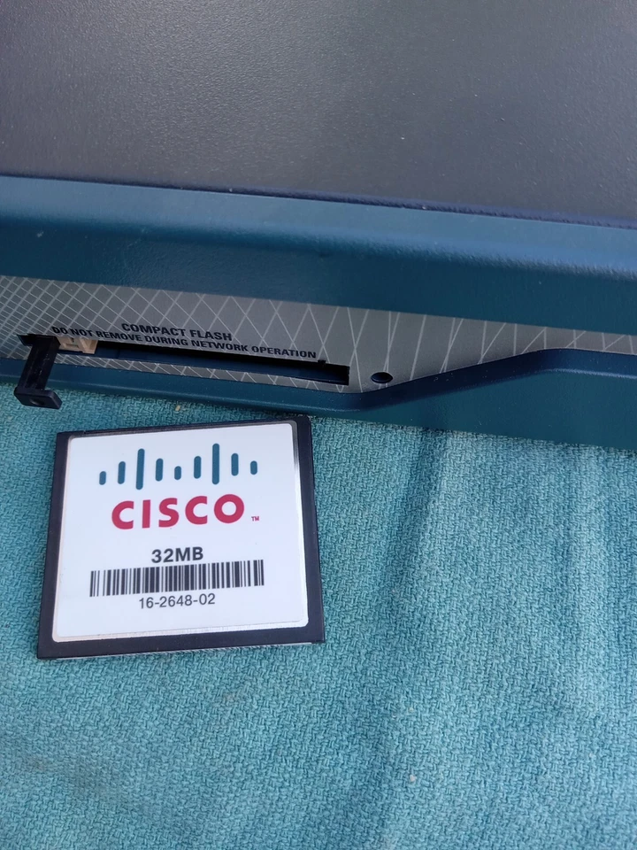 CISCO 1811 Integrated Services Routers 1800 Series. No box or manual. - Image 2 of 4