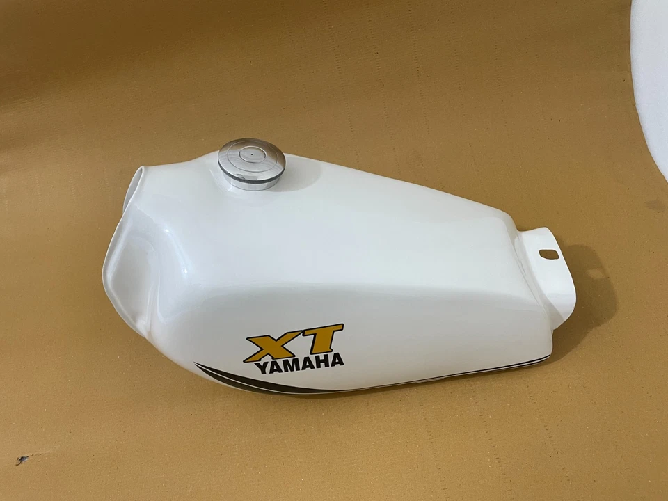 Yamaha XT 250 3Y3 4Y1 1980-1990 Blanco Pintado Aluminio Gasolina Tanque + Tapa Foto 3 de 4