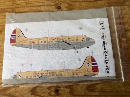 S & M Models SSM72-010 1:72 Curtiss C-46 LN-FOR Fred Olsen (MB) - Picture 2 of 2