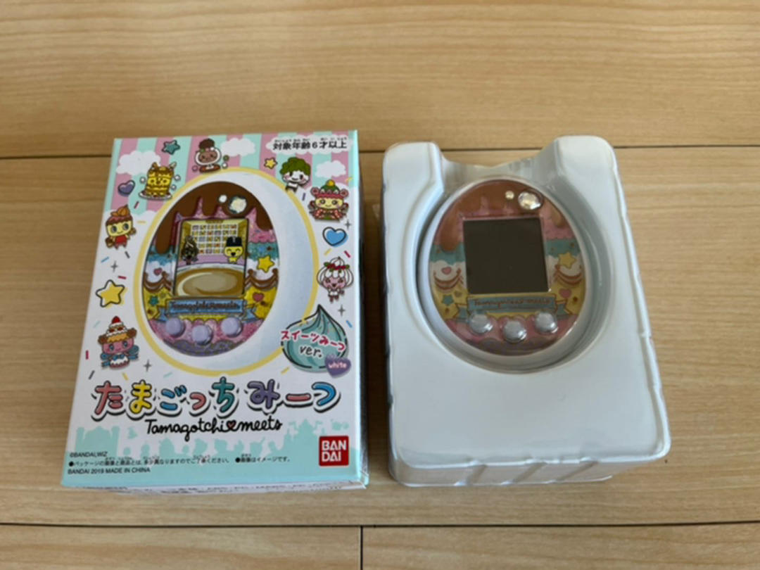 Tamagotchi Meets Sweets Meets Version White Color BANDAI Limited