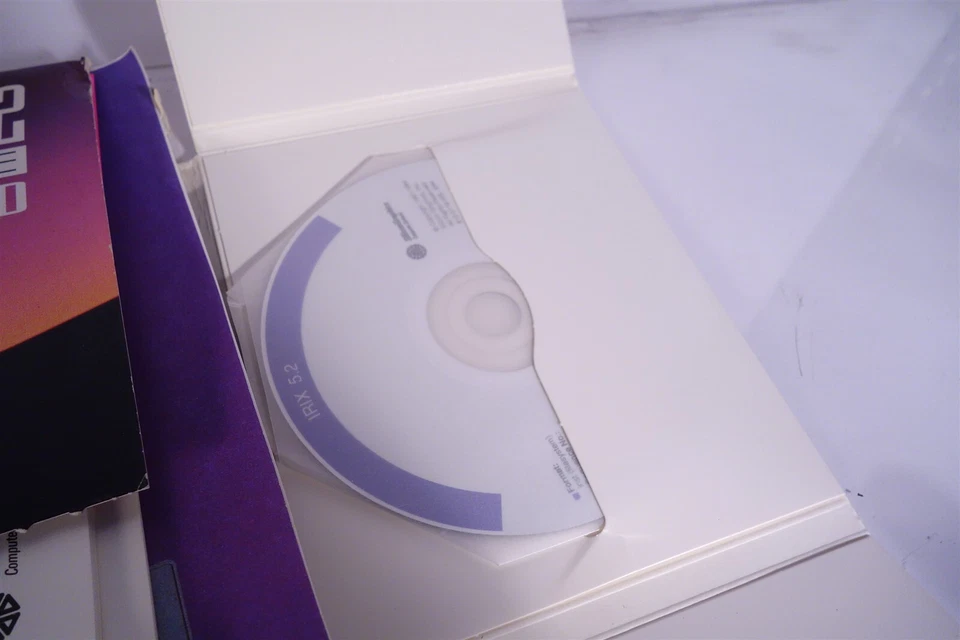 SGI Silicon Graphics IRIX 5.2 Update Kit  - Image 3 of 4