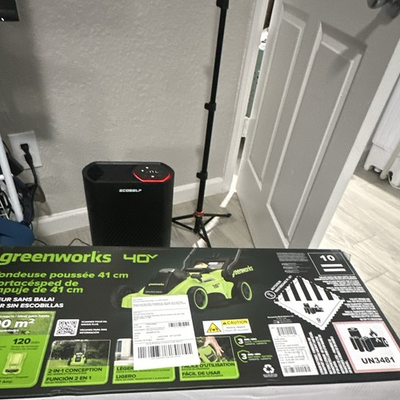 #ad Greenworks 40V Cordless Walk Behind Lawn Mower 41 cm Cutting Width Battery $150.00