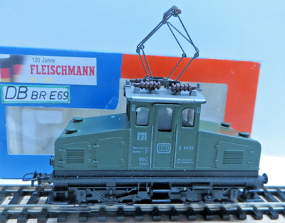 Fleischmann H0 4300 Locomotive Br E 69 02 DB Direct Current Tested Boxed