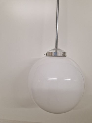 2x alte Lampe Bauhaus Deckenlampe Chrom Opalglas Durchmesser 25cm / Länge 90cm - Bild 6 von 10