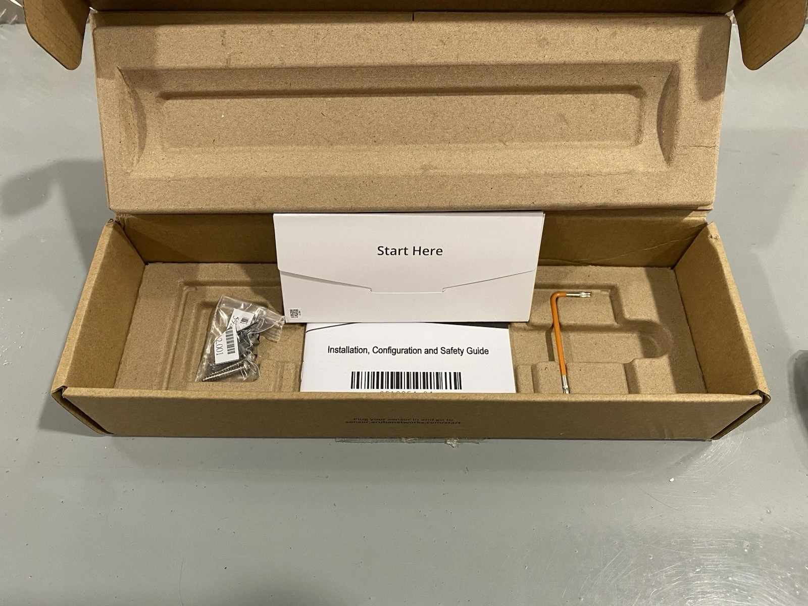 Aruba UXI G-Series .11ax Ethernet Sensor UX-G6 R7H75A Brand New 5