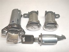 New Ignition Door Console Locks Keys Amc Jeep Cj Cj5 Cj7 Cj8 Yj 1976 - 1986