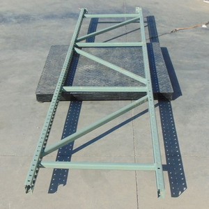 Pallet Racking Upright - 32" x 12'