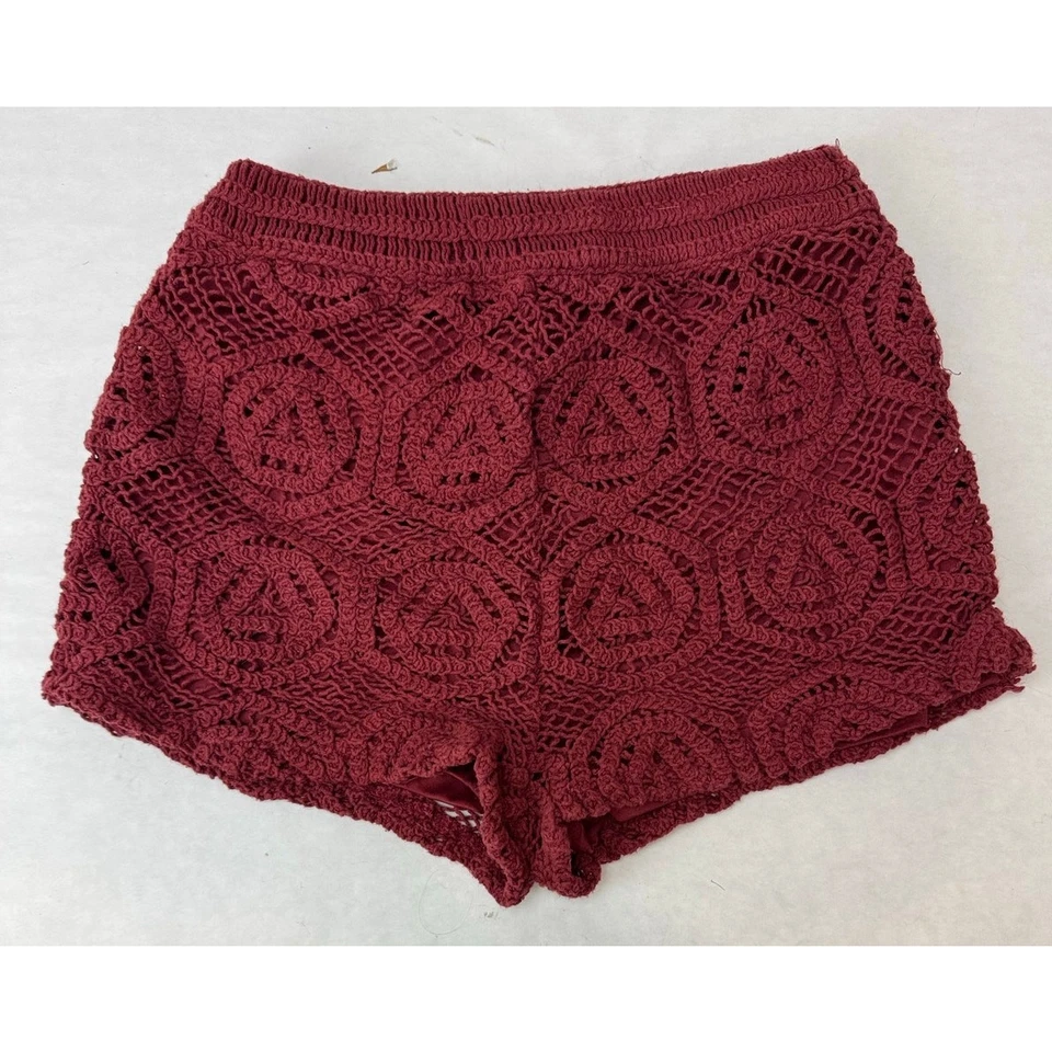 Pantalones Cortos Boho Zara Crochet Rojo Borgoña Cintura Alta Calientes Medianos Foto 2 de 4