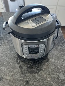 Instant Pot DUO60 V3 6-Quart Electric Pressure Cooker Stainless Steel