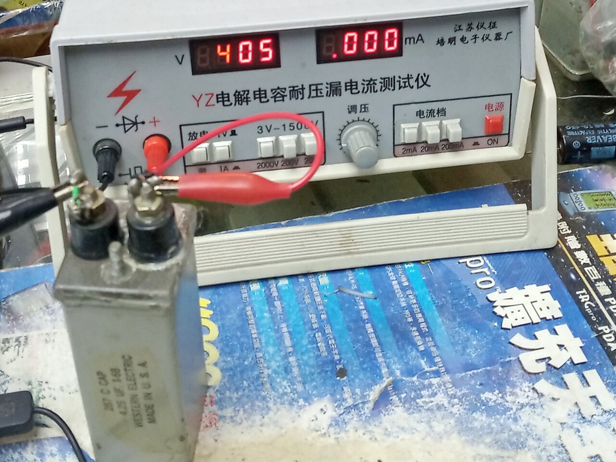 Matched pr Western Electric 287C 4.25uF 400V oil filled Matched pr Western Electric 287C 4.25uF 400V oil filled