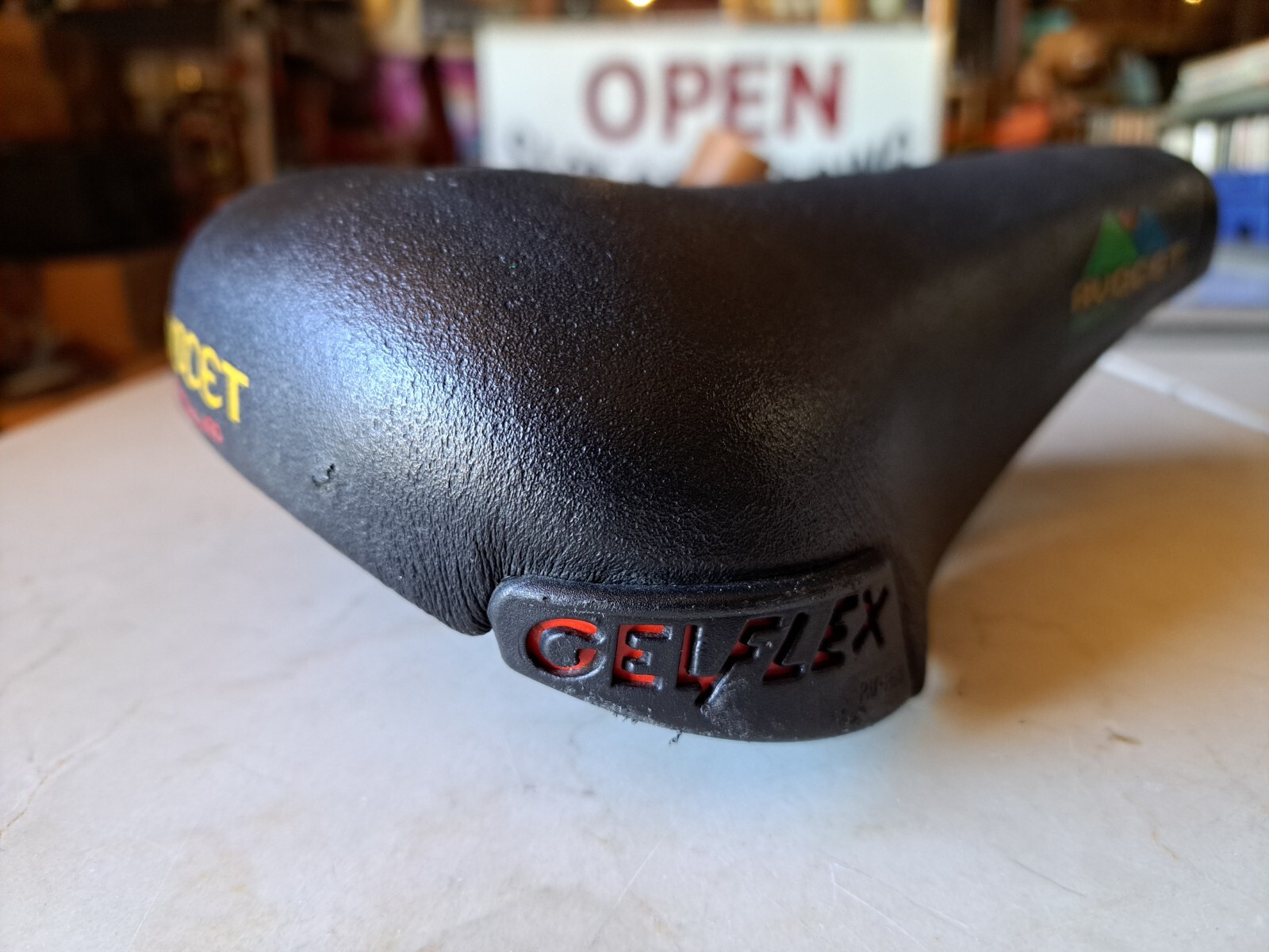 VINTAGE AVOCET GELFLEX MOUNTAIN M30 BICYCLE SEAT SADDLE BLACK eBay