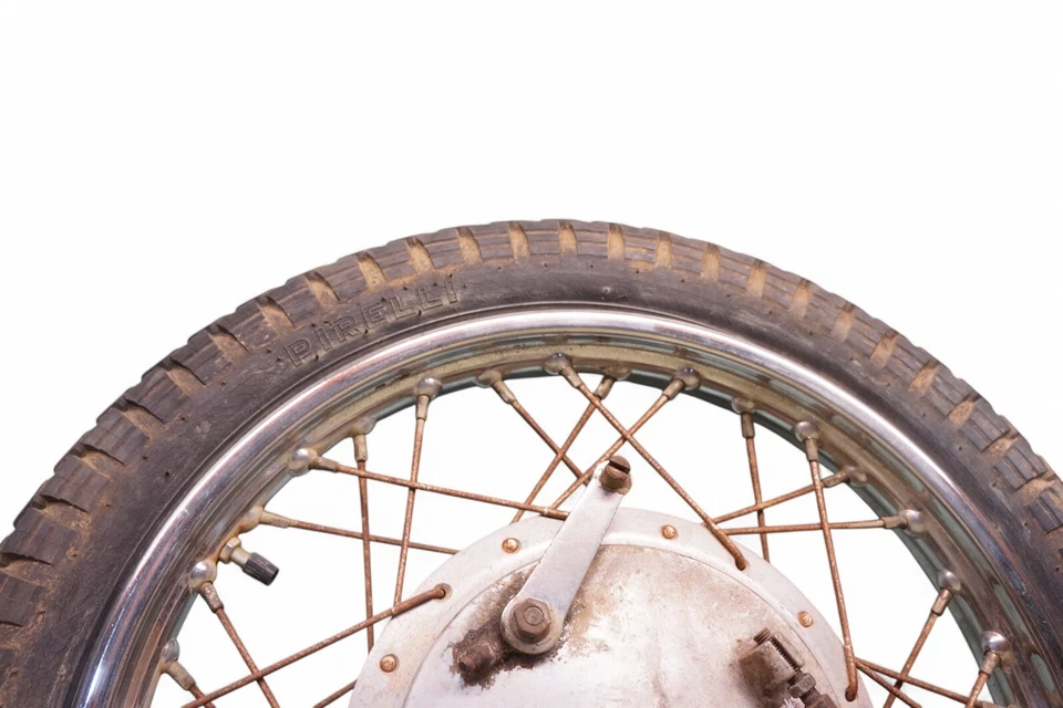 Harley C Sprint Aermacchi 250 1964 *2041 rueda delantera y freno  Foto 3 de 4