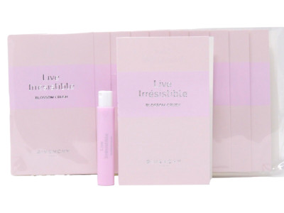 GIVENCHY LIVE IRRESISTIBLE BLOSSOM CRUSH 1.0ml .03oz x 10 PERFUME SPRAY SAMPLES