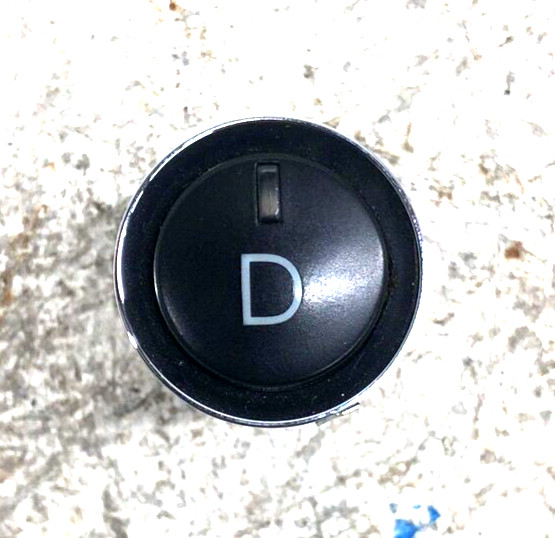 2009 ASTON MARTIN VANTAGE DRIVE MODE GEAR SELECTOR BUTTON 6G33-7Z156-AC OEM