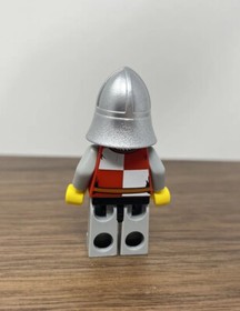 LEGO Kingdoms Lion Knight Quarters Minifigure | cas502 | 10223