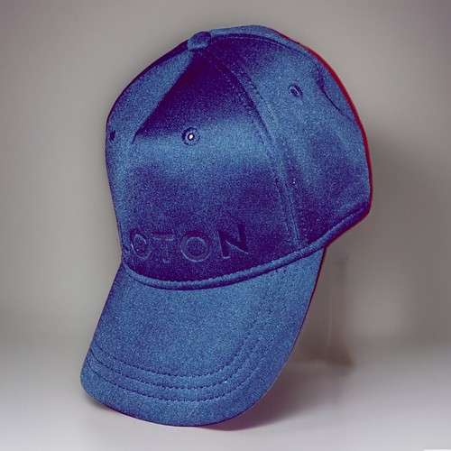 NWOT Peloton Baseball Cap Hat Classic Black Adjustable One Size NWOT - Picture 2 of 6