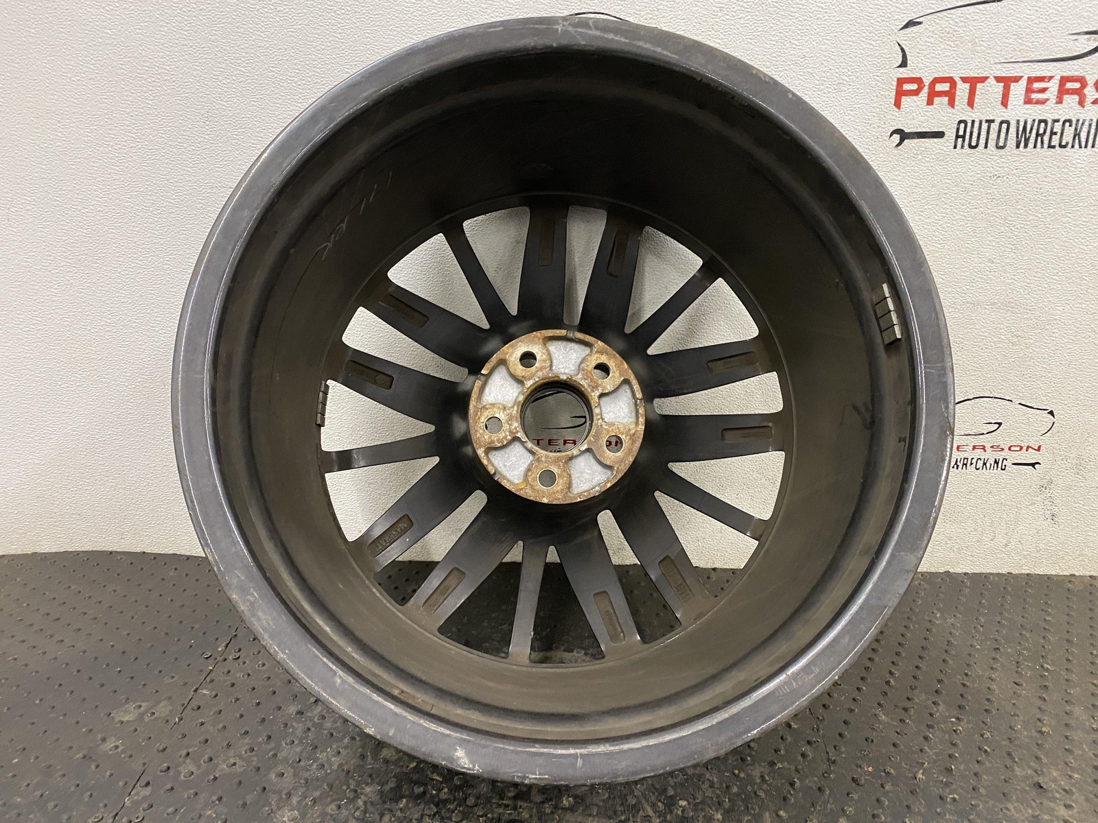 14-15 MASERATI GHIBLI REAR ALUMINUM 15 SPOKE WHEEL RIM, 19X9.5 , ID 670016855