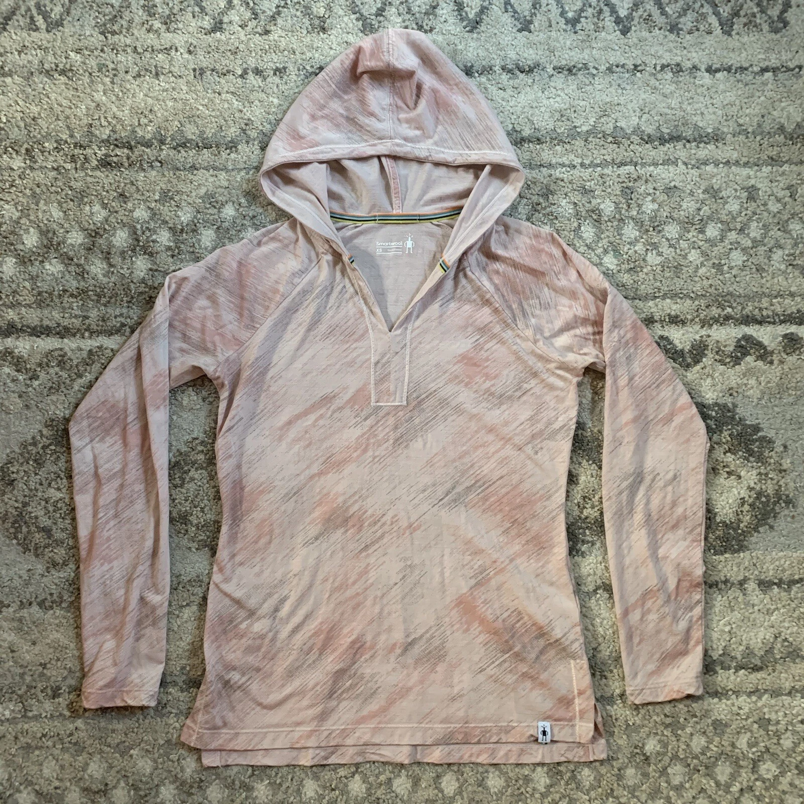 Smartwool Women’s Merino 250 Pink Dye Logo Hoodie Size XS