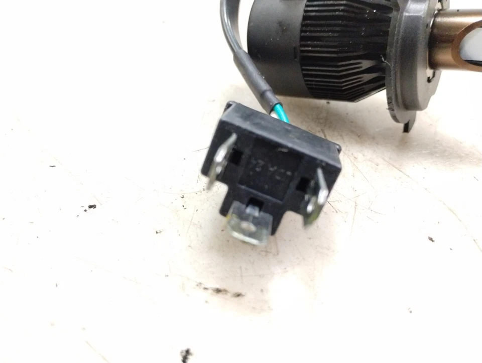 2010 Triumph Bonneville America T100 LED Headlight Head Light Lamp Bulb - Image 2 of 4