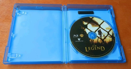 I Am Legend Blu-ray Will Smith Braga Includes Alternate Theatrical Version - Picture 2 of 6