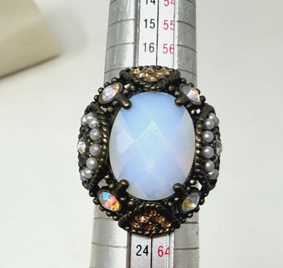 Opalite And Rhinestone Cocktail Ring Nancy And Rinse Signed Size 9.25