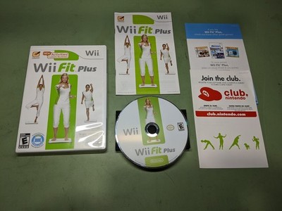 Wii Fit Plus Nintendo Wii Complete in Box