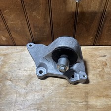 2023-2024 NISSAN ARIYA AWD FRONT DRIVE UNIT ENGINE MOTOR RIGHT MOUNT BRACKET OEM