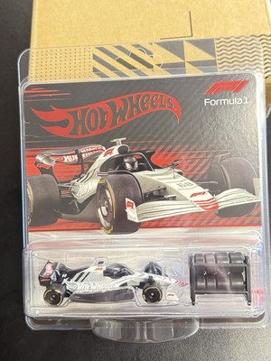 Hot Wheels Formula 1 ミニカー RLC Formula 1 Hot Wheels RLC White & Red | eBay