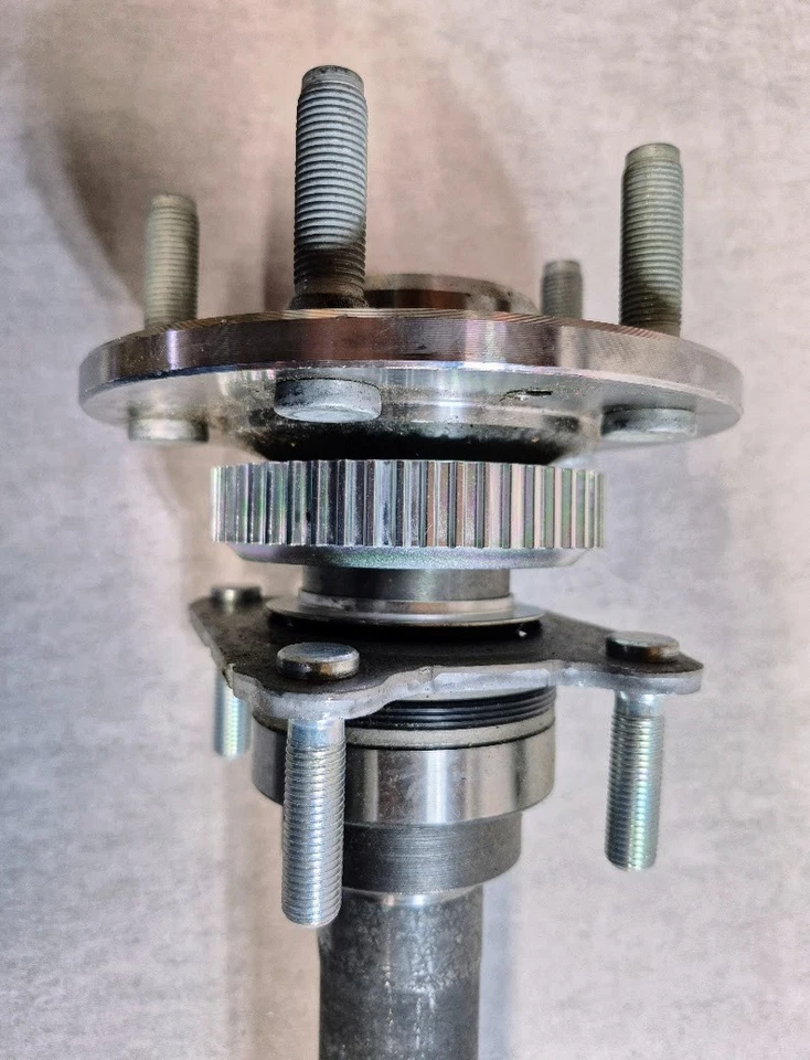 Eje trasero 10108925 - Chevrolet S10 Blazer 4x4 1988-1994 Foto 3 de 4