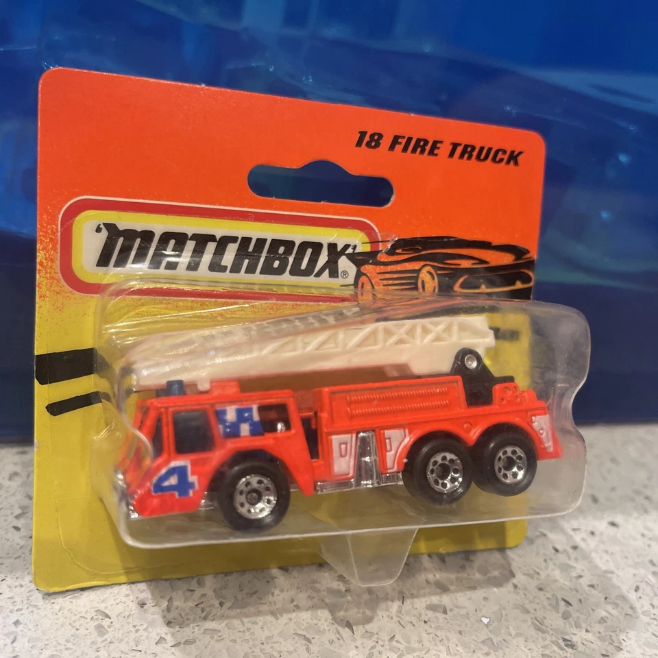 Boxed Vintage Matchbox MB - 18 Fire Engine New In Blister Pack - Image 2 of 2
