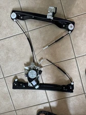 Window Regulator Front Left WD Express 561 837 461 D