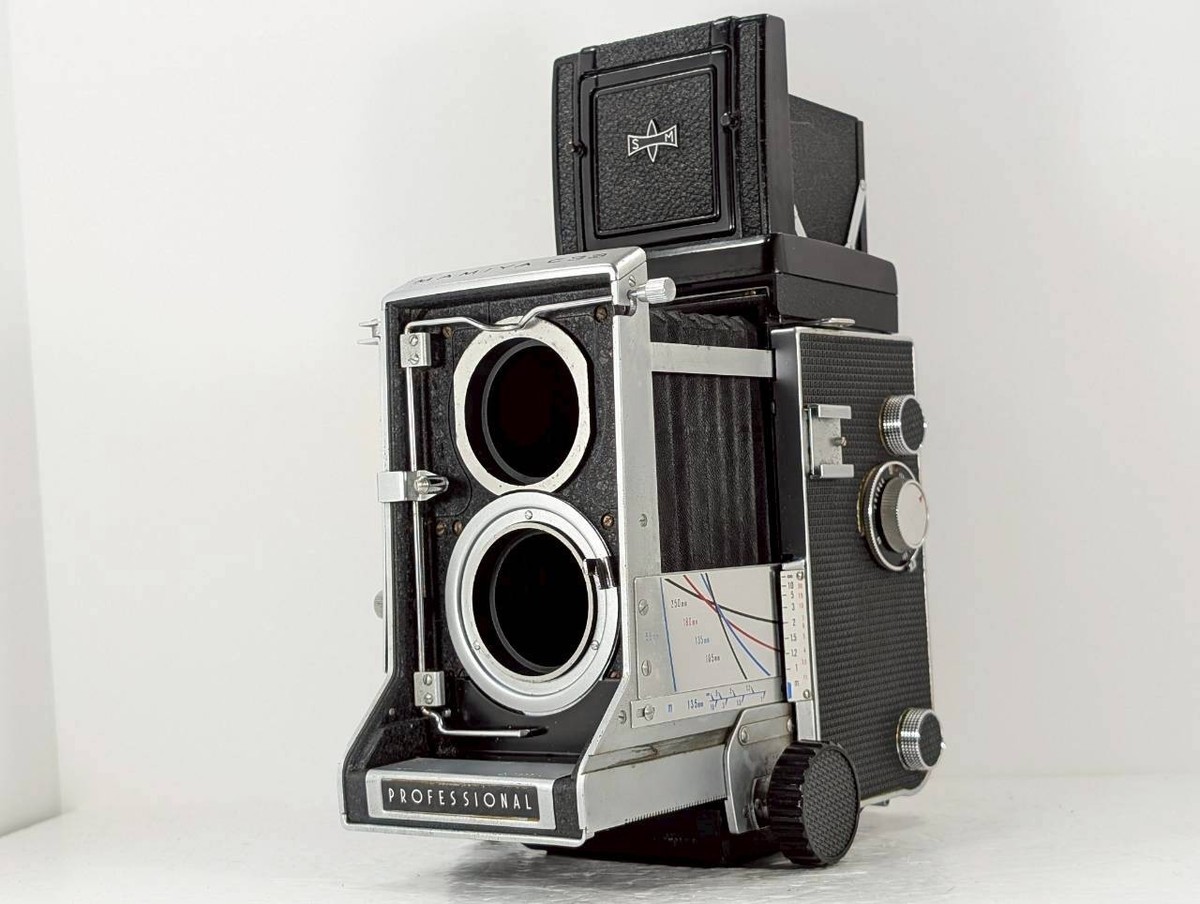Exc+5] Mamiya C33 Professional TLR 6x6 Film Camera Body from JAPAN