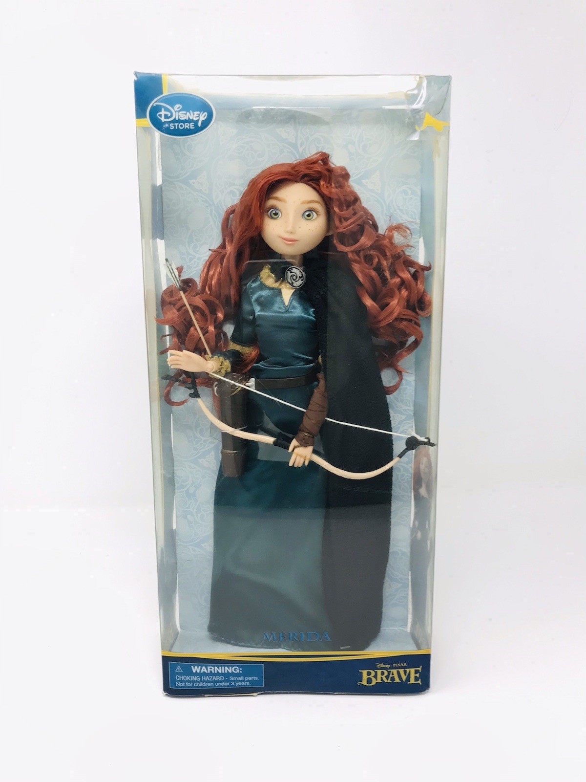 Disney Store MERIDA BRAVE Princess Classic Doll Bow Arrow Cape NIB 2012