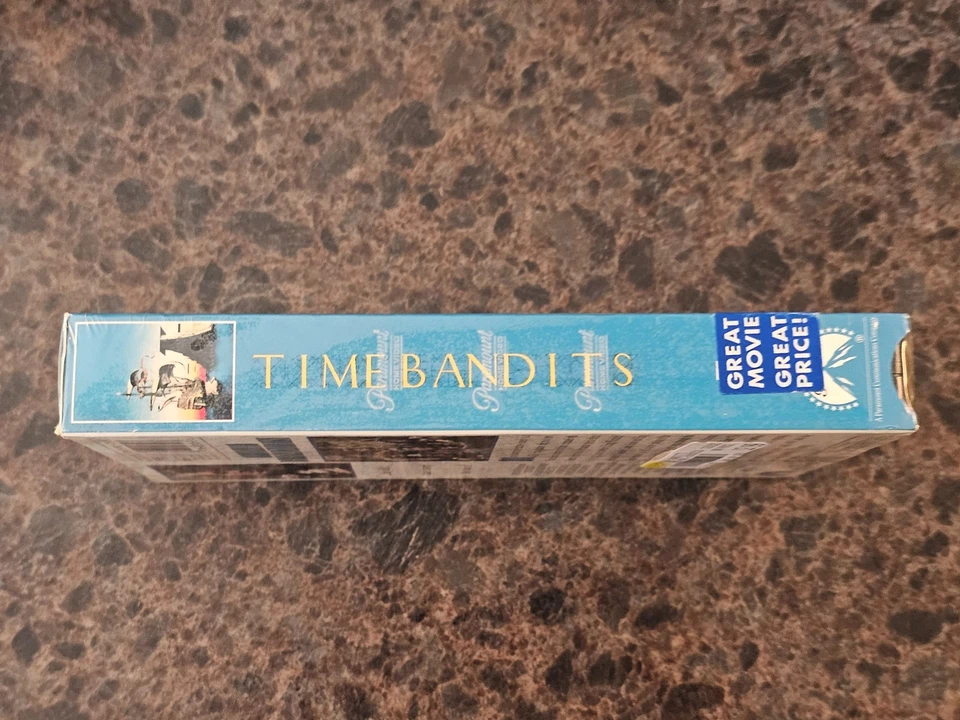 BRAND NEW Time Bandits (VHS; 1994) Sean Connery RARE Sealed OOP Watermarks - Image 4 of 4