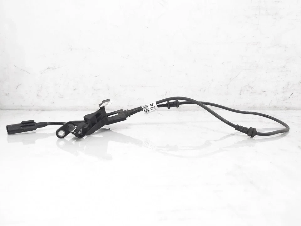 Mercedes-Benz Gla250 2015-2020 2,0 L rueda delantera abs sensor antifreno Foto 3 de 4