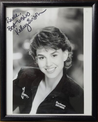 seaQuest DSV Kathy Evison signiertes Foto Henderson 8,5 Zoll x 11