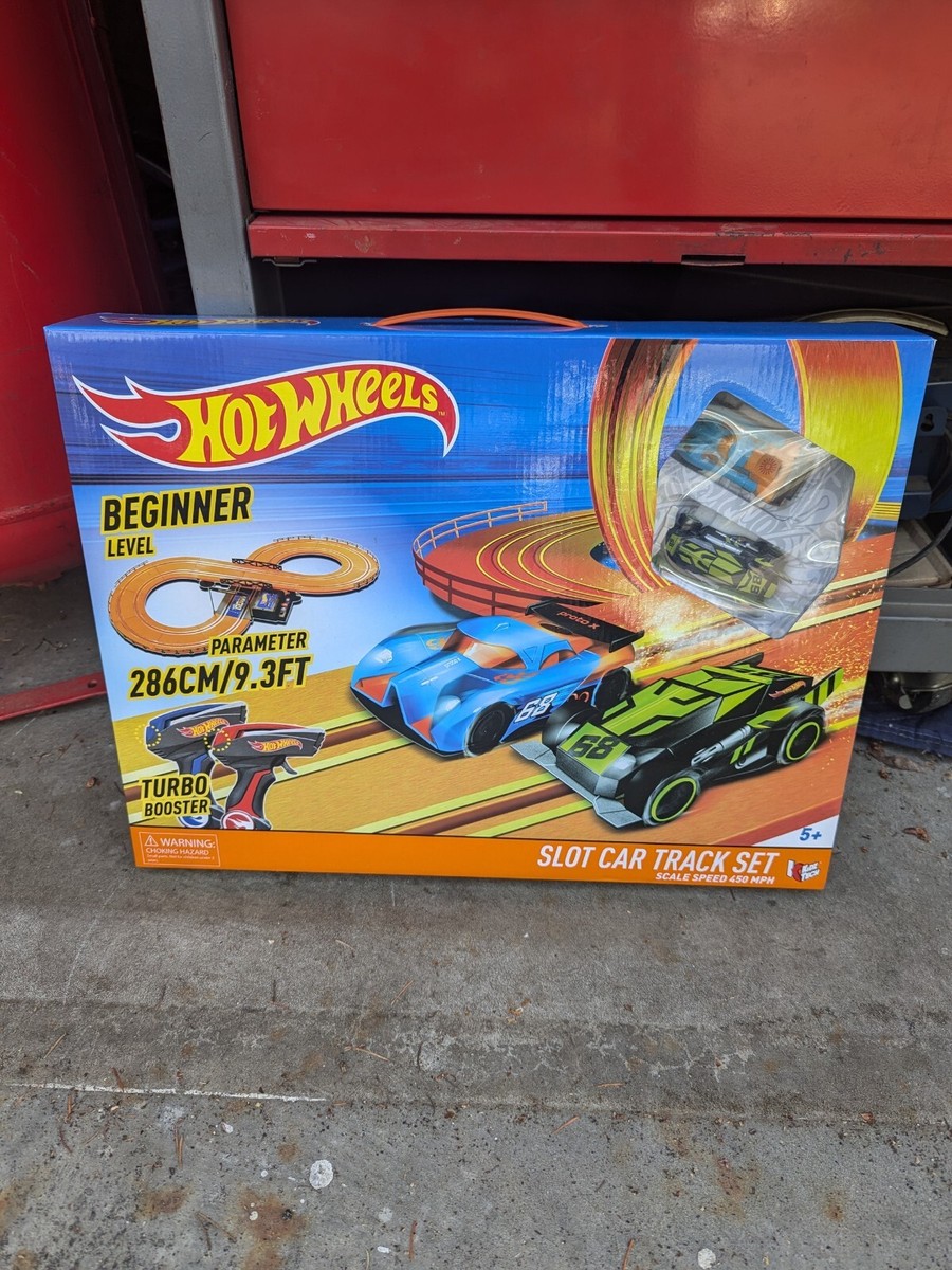 New Hot Wheels Slot Cars Track Set Beginner Level #83105 2016