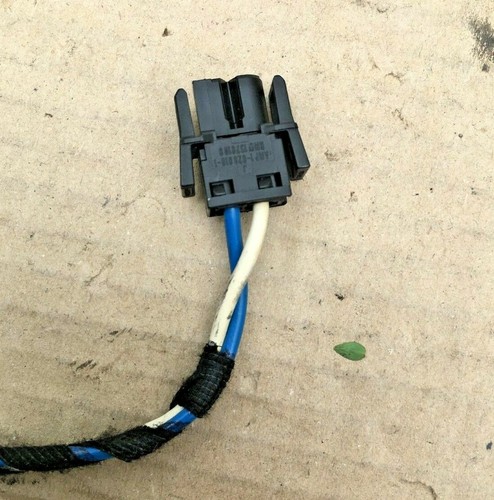 Range Rover L322 (03/52) Stecker + Verkabelung vom Kofferraum Fahrerseite (BDS6) - Bild 4 von 6