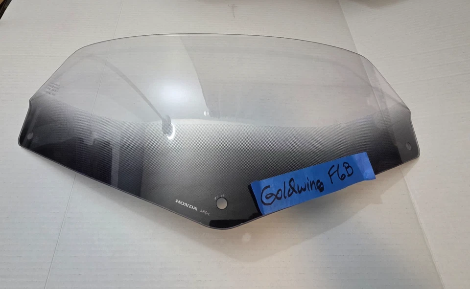 Honda Goldwing 2013-2017 GL 1800 F6B OEM Short Windshield - UGC READ FREE SHIP - Image 2 of 4