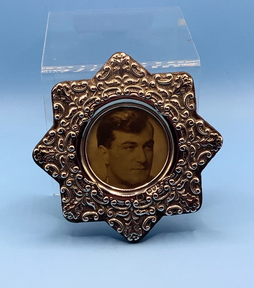Star Shaped Silver Chester Photo Frame. 1900. JDWD. - Image 2 of 4