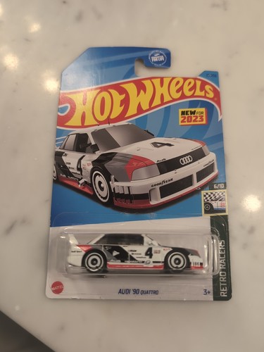 Miniature Hot Wheels 1/64 Audi 90 Quattro Retro Racers 2023 - Neuf